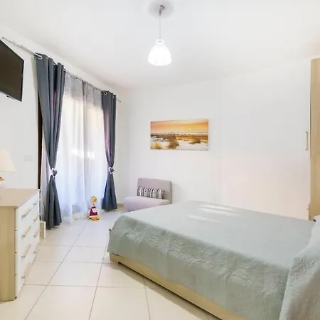 Flat-30 Holiday home *